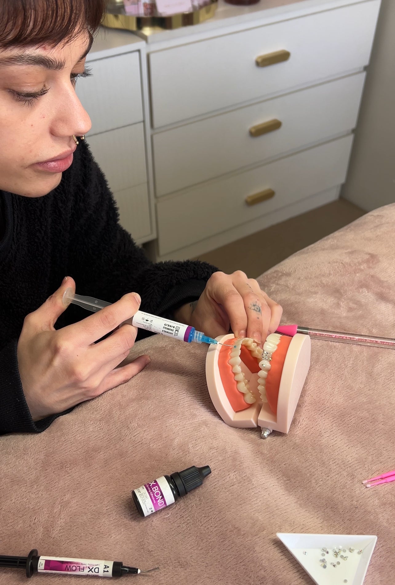 1:1 1 DAY IN PERSON TEETH WHITENING COURSE